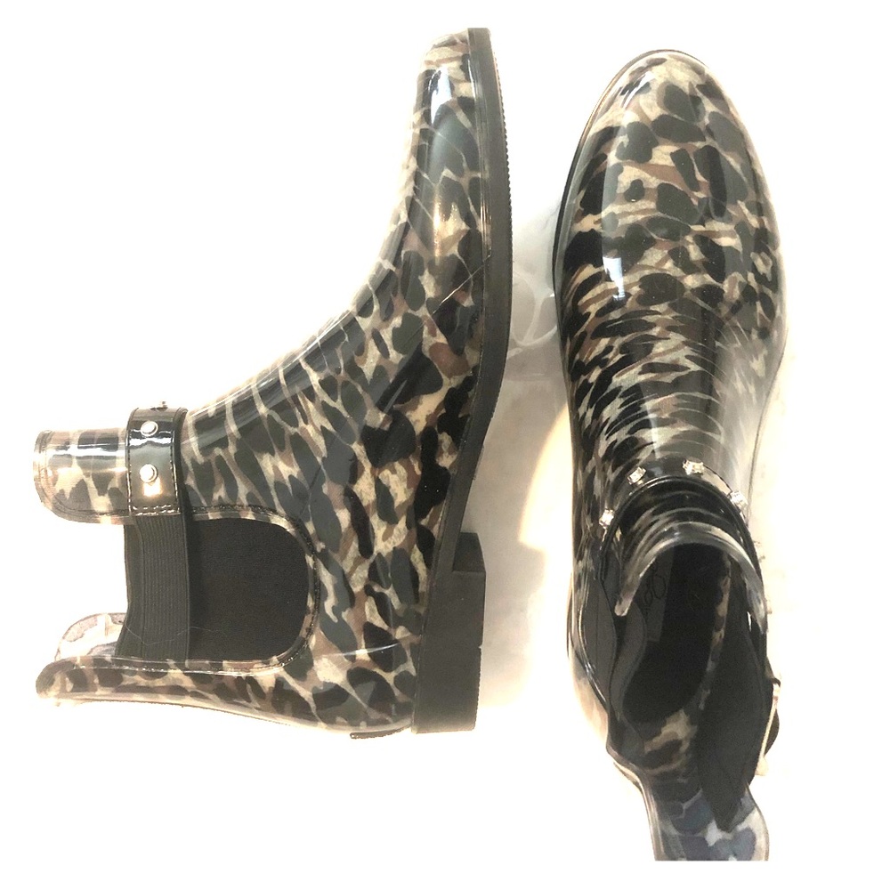Halogen ankle rain boots